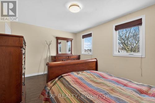 2 Gladiator Road, Markham, ON - Indoor Photo Showing Bedroom