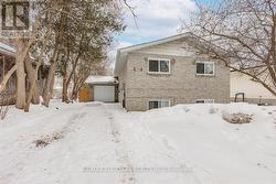 398 THE QUEENSWAY AVENUE S  Georgina, ON L4P 2C5