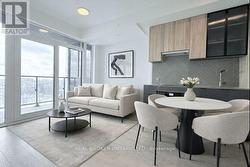 703 - 1037 THE QUEENSWAY  Toronto, ON M8Z 0H5