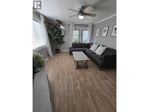 8224 99 Avenue, Fort St. John, BC - Indoor