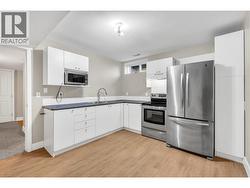 Suite Kitchen - 