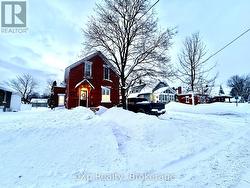 588 12TH AVENUE  Hanover, ON N4N 2V6