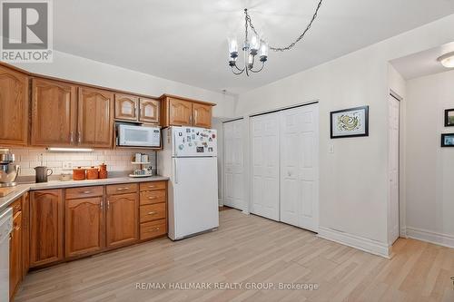 77 King George Street, Ottawa, ON - Indoor Photo Showing Kitchen