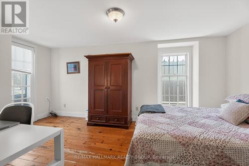 77 King George Street, Ottawa, ON - Indoor Photo Showing Bedroom