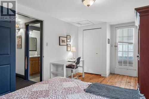 77 King George Street, Ottawa, ON - Indoor Photo Showing Bedroom