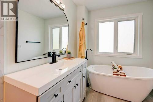 Relaxing ensuite - 15 Chaparral Crescent Se, Calgary, AB - Indoor Photo Showing Bathroom