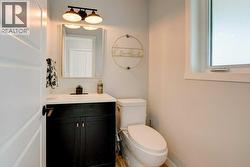 Main floor 1/2 bath - 