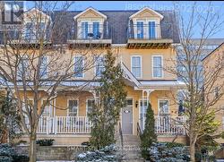 605 ADELAIDE STREET  Toronto, ON M6J 1A8