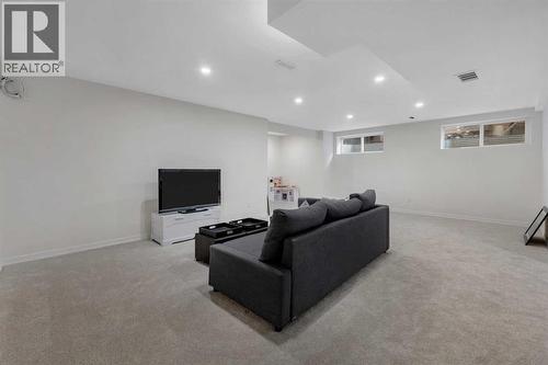 29 Sunset Close, Cochrane, AB - Indoor Photo Showing Basement