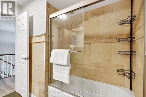 23 Madrid Crescent, Brampton, ON - Indoor Photo Showing Bathroom