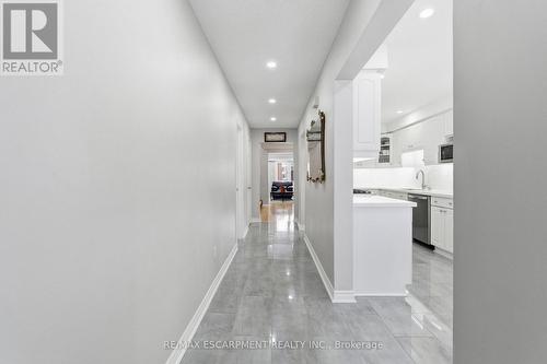 757 Constellation Drive, Mississauga, ON - Indoor