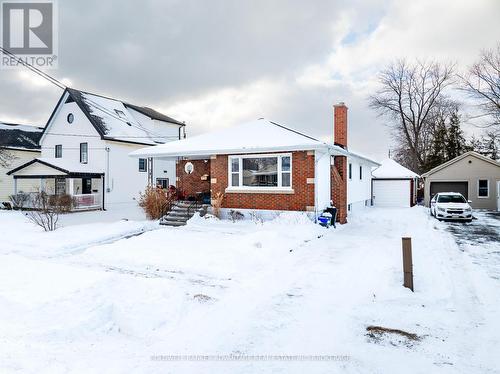 52 OAK STREET  Port Colborne (Main Street), ON L3K 4S6