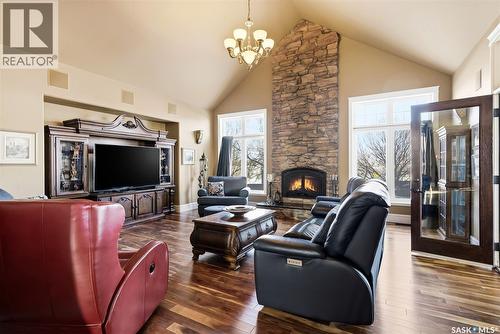 2419 Jameson Crescent, Regina, SK - Indoor Photo Showing Living Room With Fireplace