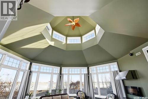 2419 Jameson Crescent, Regina, SK - Indoor