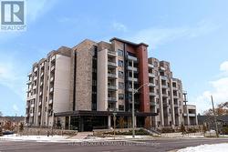 302 - 30 HAMILTON STREET S  Hamilton, ON L8B 1V8