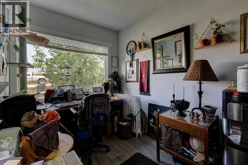 2207 8 Avenue Se, Calgary, AB - Indoor