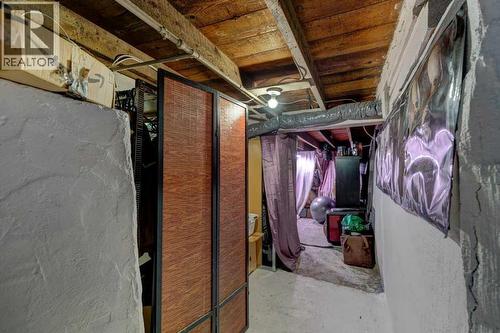 2207 8 Avenue Se, Calgary, AB - Indoor