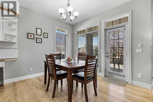 69 Evergreen Crescent Sw, Calgary, AB - Indoor Photo Showing Dining Room