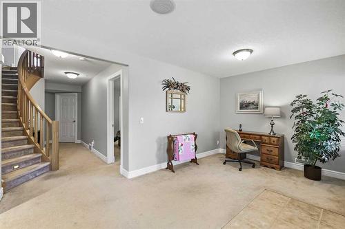 69 Evergreen Crescent Sw, Calgary, AB - Indoor