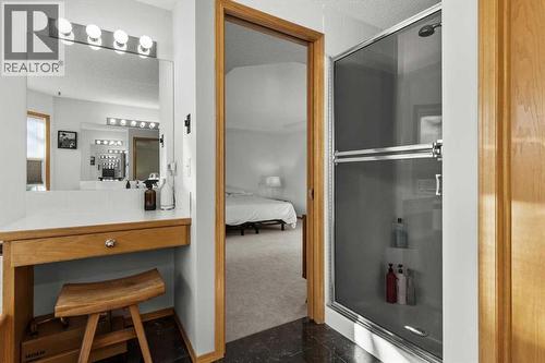 332 Hawkstone Close Nw, Calgary, AB - Indoor Photo Showing Other Room