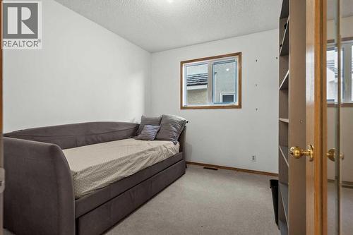332 Hawkstone Close Nw, Calgary, AB - Indoor
