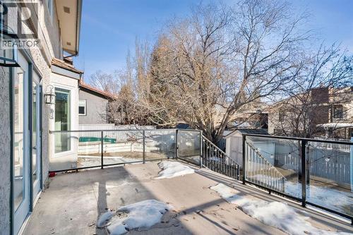 16 Woodacres Drive Sw, Calgary, AB - Outdoor