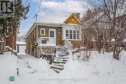 46 LORINDALE AVENUE  Toronto, ON M5M 3C2