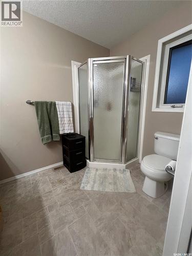 818 Bluebird Crescent, Regina, SK - Indoor Photo Showing Bathroom