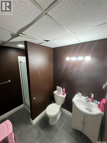 818 Bluebird Crescent, Regina, SK - Indoor Photo Showing Bathroom