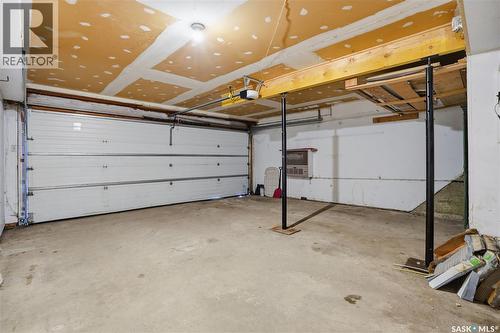 19 Martin Crescent, Regina, SK - Indoor Photo Showing Garage