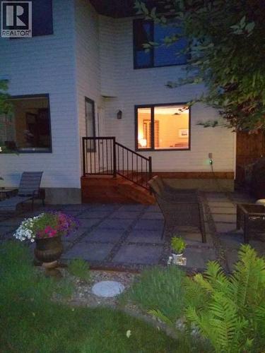 63 Douglas Park Boulevard Se, Calgary, AB - Outdoor