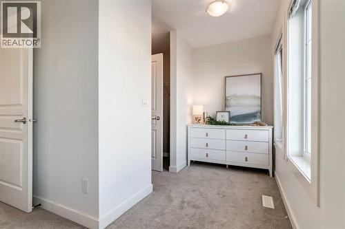 705 Evanston Square Nw, Calgary, AB - Indoor