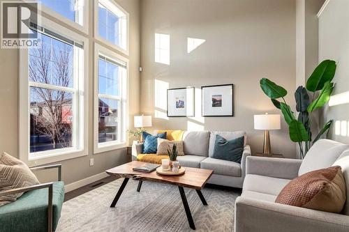 705 Evanston Square Nw, Calgary, AB - Indoor Photo Showing Living Room