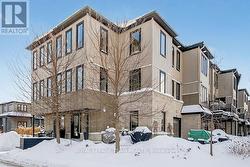 Rare Corner End Unit - 