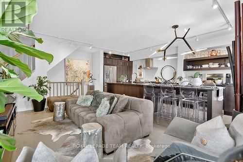 787 Element Private, Ottawa, ON - Indoor Photo Showing Living Room