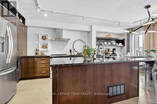 787 Element Private, Ottawa, ON - Indoor Photo Showing Kitchen With Upgraded Kitchen