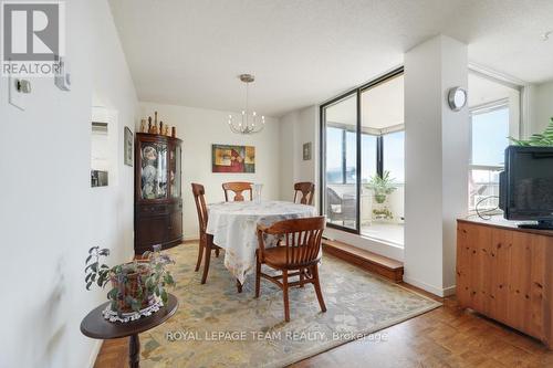 1004 - 40 Arthur Street E, Ottawa, ON - Indoor Photo Showing Dining Room