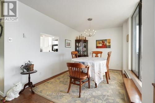1004 - 40 Arthur Street E, Ottawa, ON - Indoor Photo Showing Dining Room