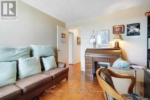 1004 - 40 Arthur Street E, Ottawa, ON - Indoor