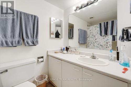 1004 - 40 Arthur Street E, Ottawa, ON - Indoor Photo Showing Bathroom
