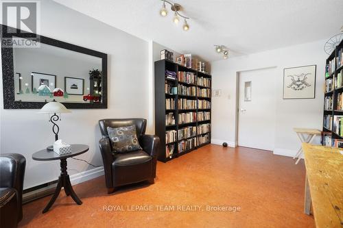 1004 - 40 Arthur Street E, Ottawa, ON - Indoor