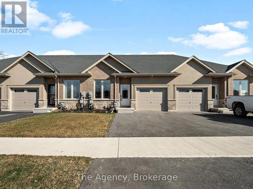 15 AUSTIN DRIVE S  Welland (West Welland), ON L3B 5N8