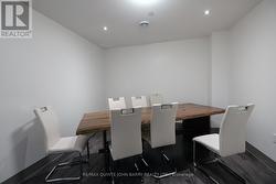 Shared Common Room - 