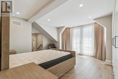 36 Pioneer Trail, Barrie, ON - Indoor Photo Showing Other Room