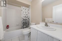 4 Pieces Ensuite - 