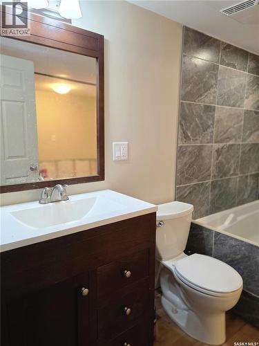 792 Saskatchewan Avenue, Milden, SK - Indoor Photo Showing Bathroom
