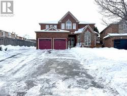 4 TALL OAKS PLACE  Brampton, ON L6R 1V1