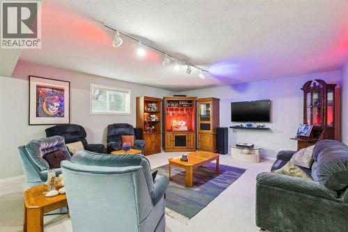 312 Prominence Heights Sw, Calgary, AB - Indoor