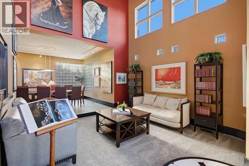 64 Patterson Mews Sw, Calgary, AB - Indoor