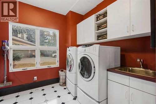 64 Patterson Mews Sw, Calgary, AB - Indoor Photo Showing Laundry Room